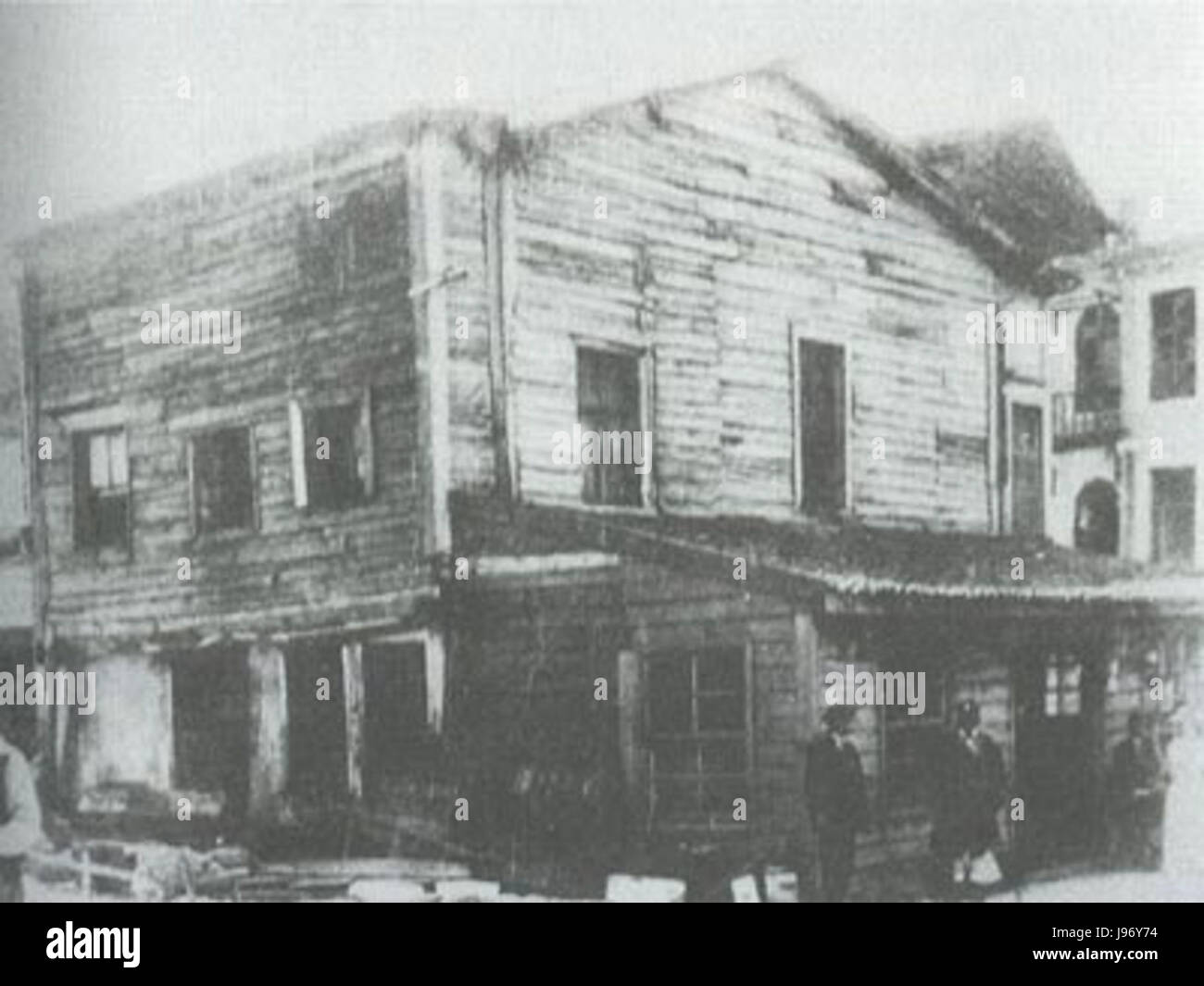 Die St. Stephen Holzkirche ist eine historische Kirche, die für ihre Architektur und ihren Bau aus Holz bekannt ist. Diese Kirche steht seit Generationen und repräsentiert sowohl religiöses als auch kulturelles Erbe. Stockfoto