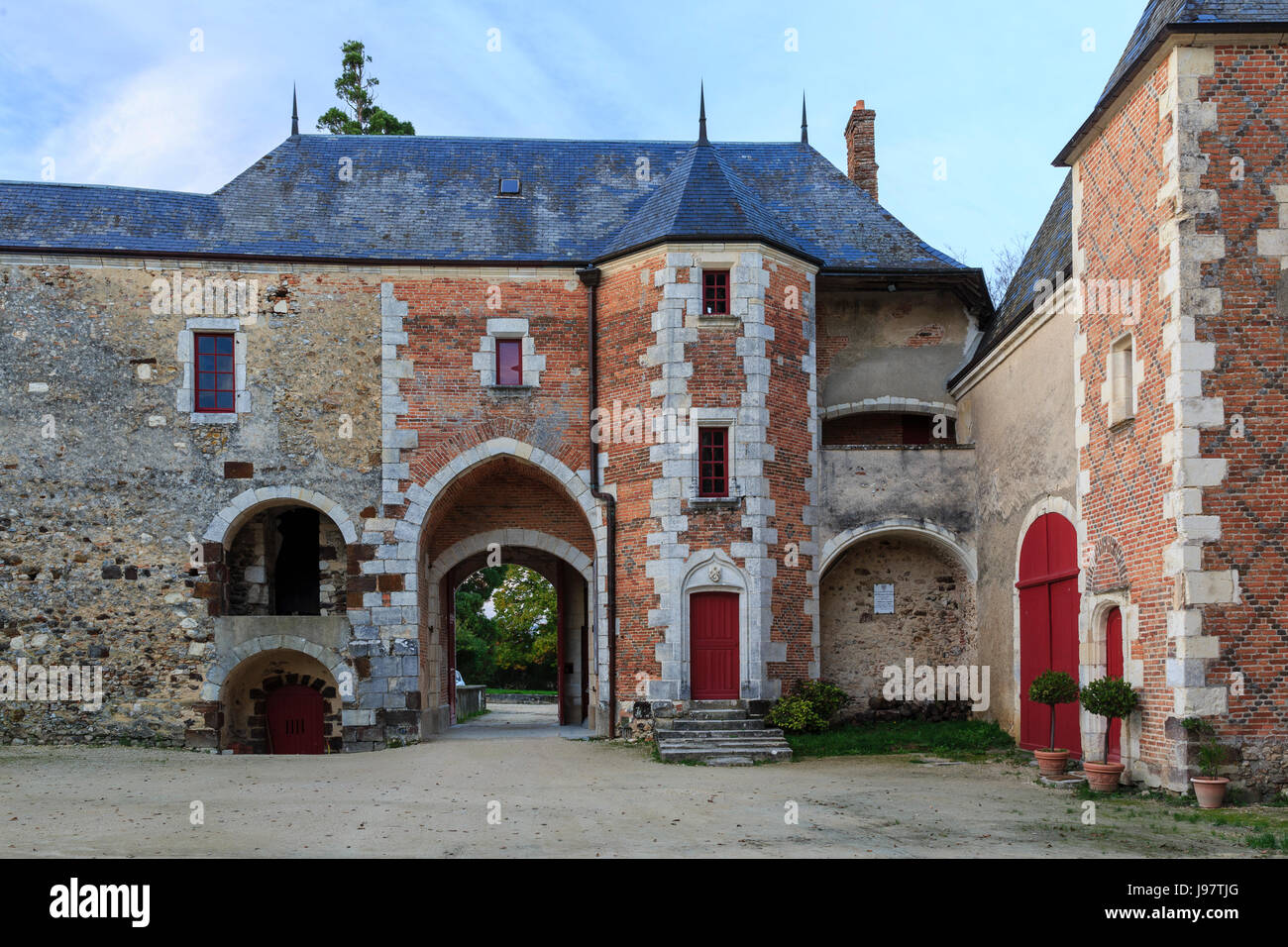 Frankreich, Berry, Cher, La Chapelle-d'Angillon, La Chapelle-d'Angillon Schloss, den Innenhof Stockfoto