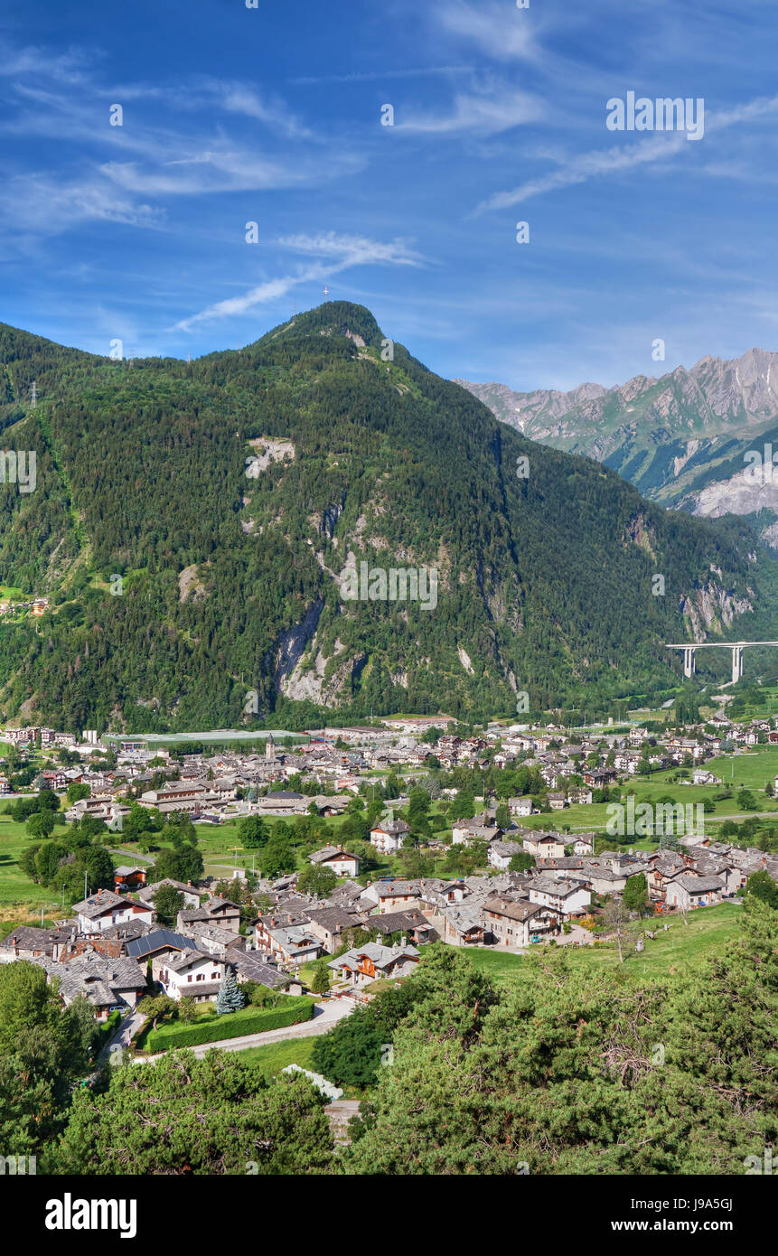 Ort, Stadt, Alpen, Tal, Gemeinde, Dorf, Marktstadt, Berg, Italien, Stockfoto