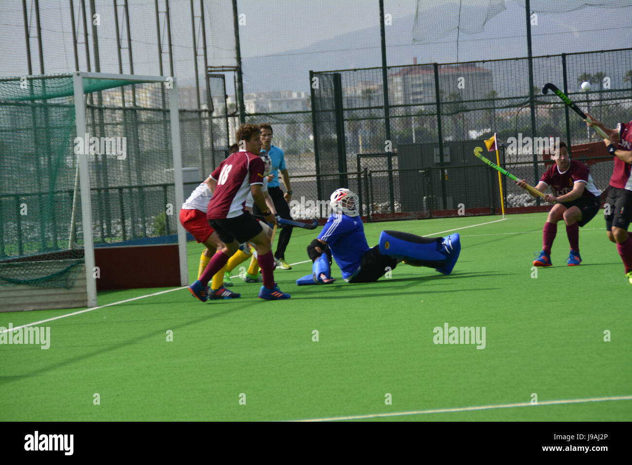 Gibraltar. 1. Juni 2017. Grammatiker (Gibraltar) 2-2 HAHK Mladost (Kroatien) Rollstuhlbasketball 2017 Club Challenge II Turnier, Bayside Hockey Pitch, Victoria Stadion, Gibraltar. Bildnachweis: Stephen Ignacio/Alamy Live-Nachrichten Stockfoto