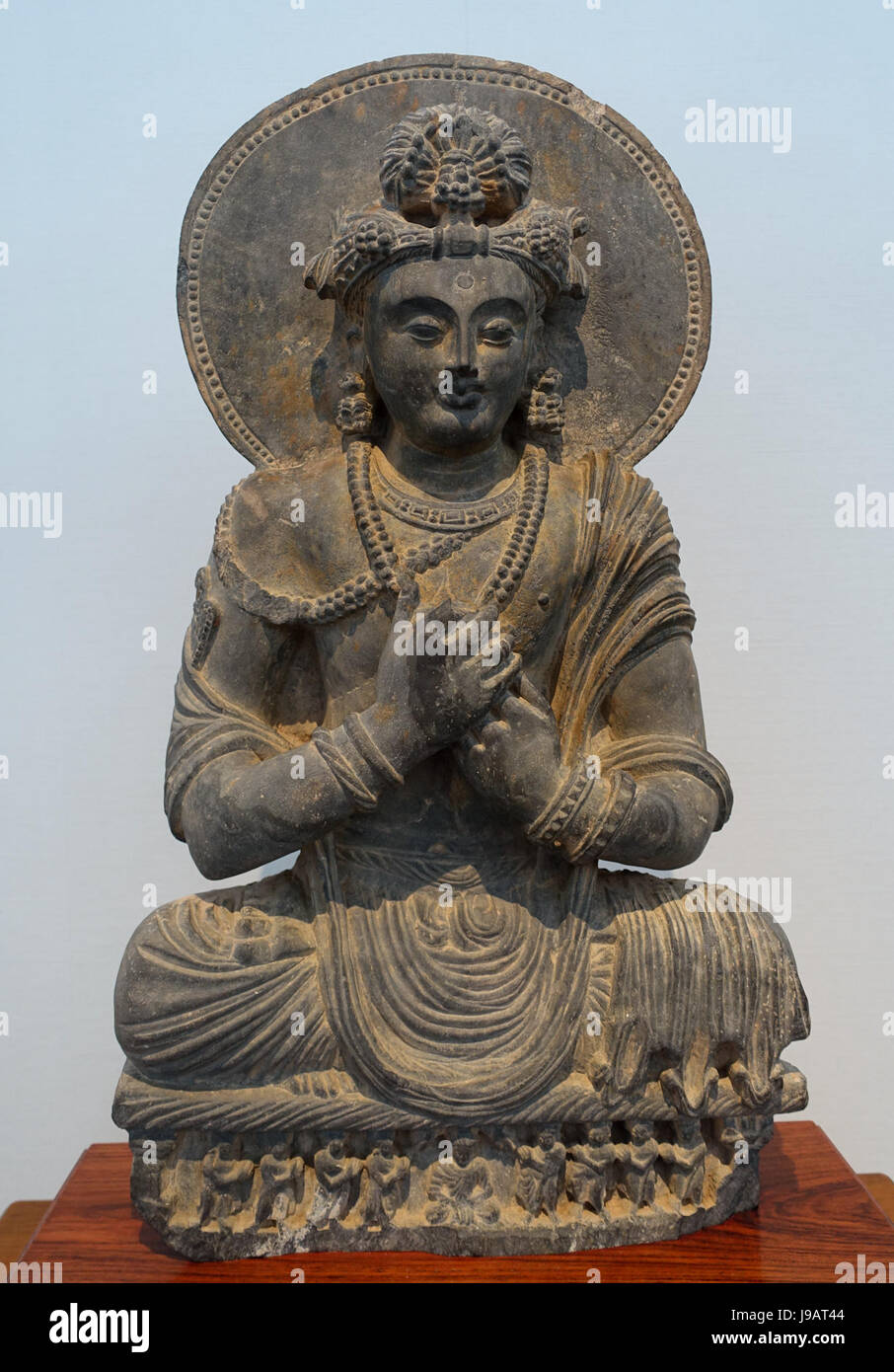 Sitzende Boddhisattva, Gandhara, c. 3. 4. Jahrhundert n. Chr., graue Schiefer Matsuoka Museum of Art Tokyo, Japan-DSC07132 Stockfoto