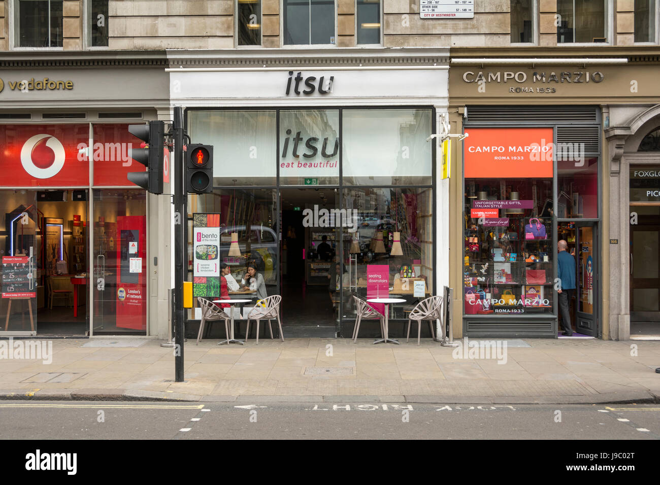 Itsu, das Sushi-Restaurant, wo Herr Litvinenko am Tag aß, erkrankte er mit Plutonium zu vergiften. Stockfoto