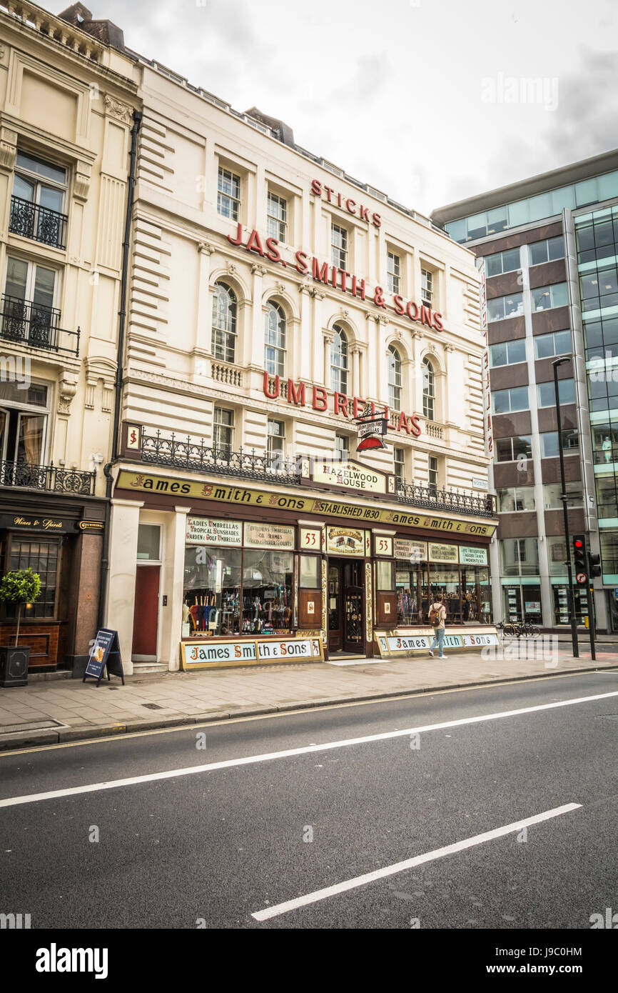 James Smith und Söhne Umbrella Shop in Holborn, London, UK Stockfoto