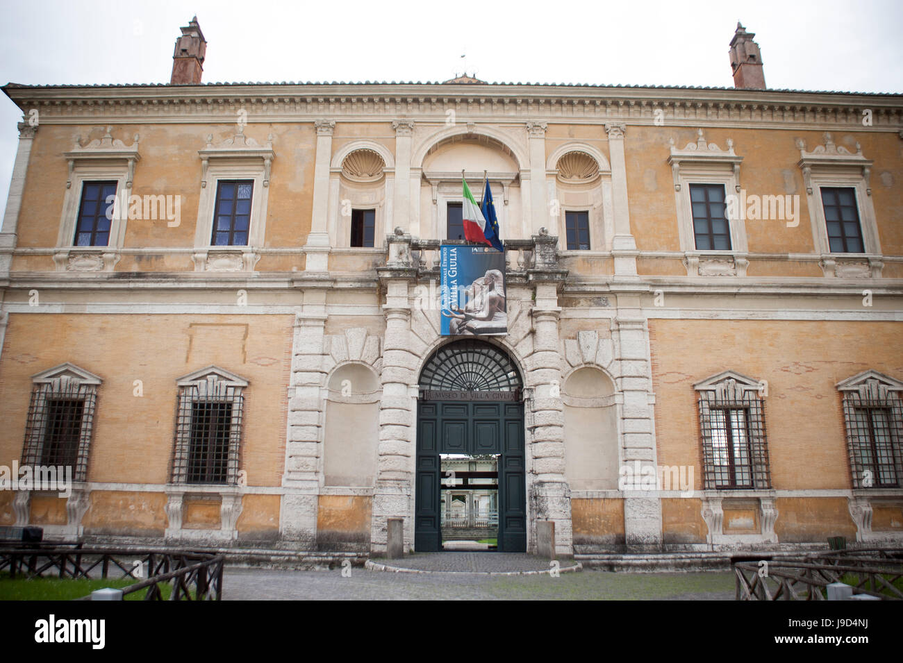 Eingang zur Villa Giulia, Etruskischen Nationalmuseum in Rom Stockfoto