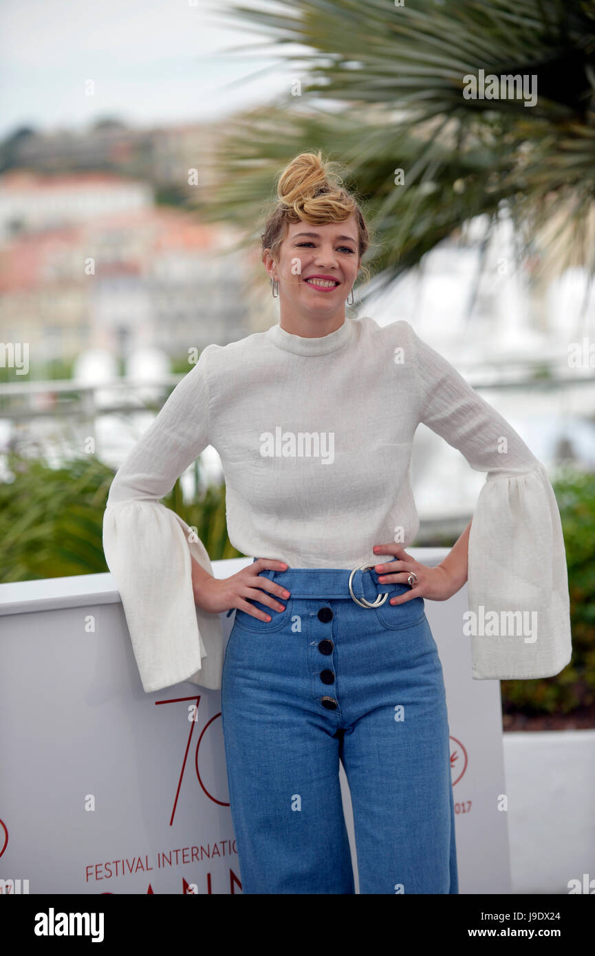 70. Auflage der Filmfestspiele von Cannes: Schauspielerin Céline Sallette, hier für die Promotion des Films "Golden Years" (Französisch: "Nein Années Folles") (20 Stockfoto