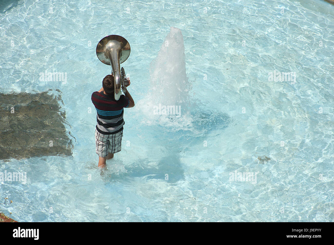 Boy With Tuba Stockfotos und bilder Kaufen Alamy
