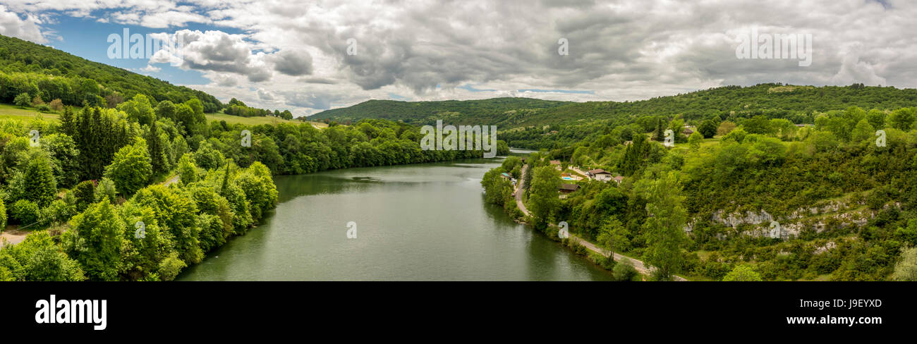 Canyon des Flusses Ain. Ain. Auvergne-Rhône-Alpes. Frankreich Stockfoto