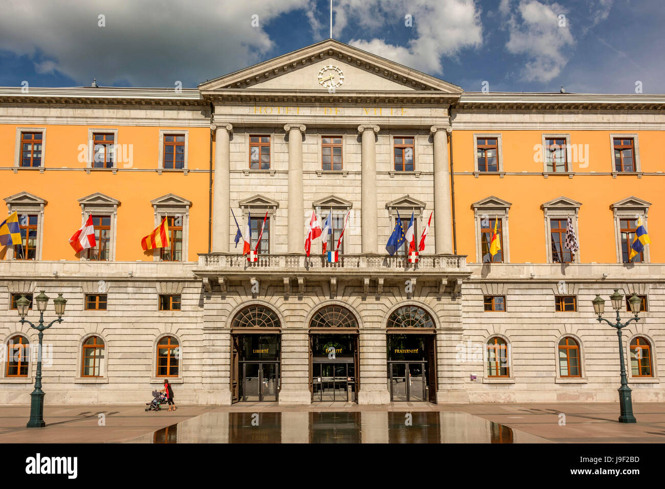 Das Rathaus (Hotel de Ville) von Annecy, Haute-Savoie, Frankreich, Europa Stockfoto