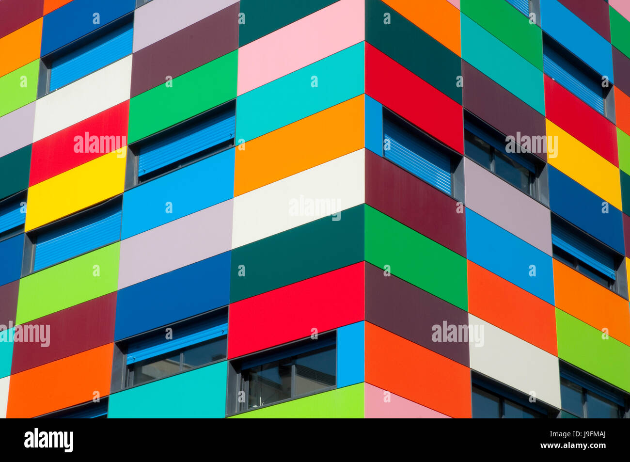 Fassade des Colorines Gebäudes. PAU Carabanchel, Madrid, Spanien. Stockfoto