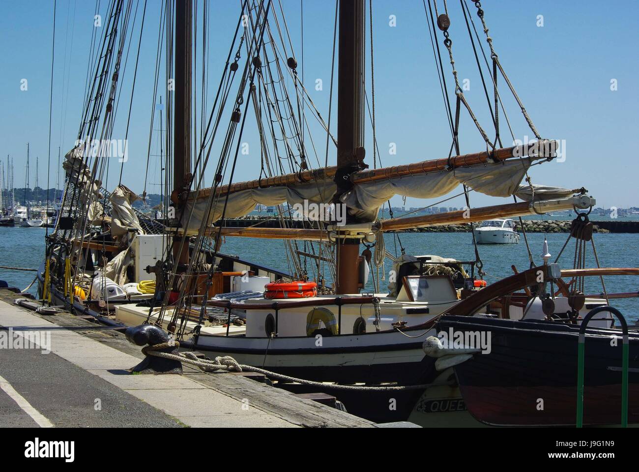Königin Galadriel, Baltic Trader Schiff, wurde im Jahre 1937 in Svenborg, Dänemark gebaut. Sie liegt am Poole Quay als Bestandteil der 2017 Marine Festival Stockfoto