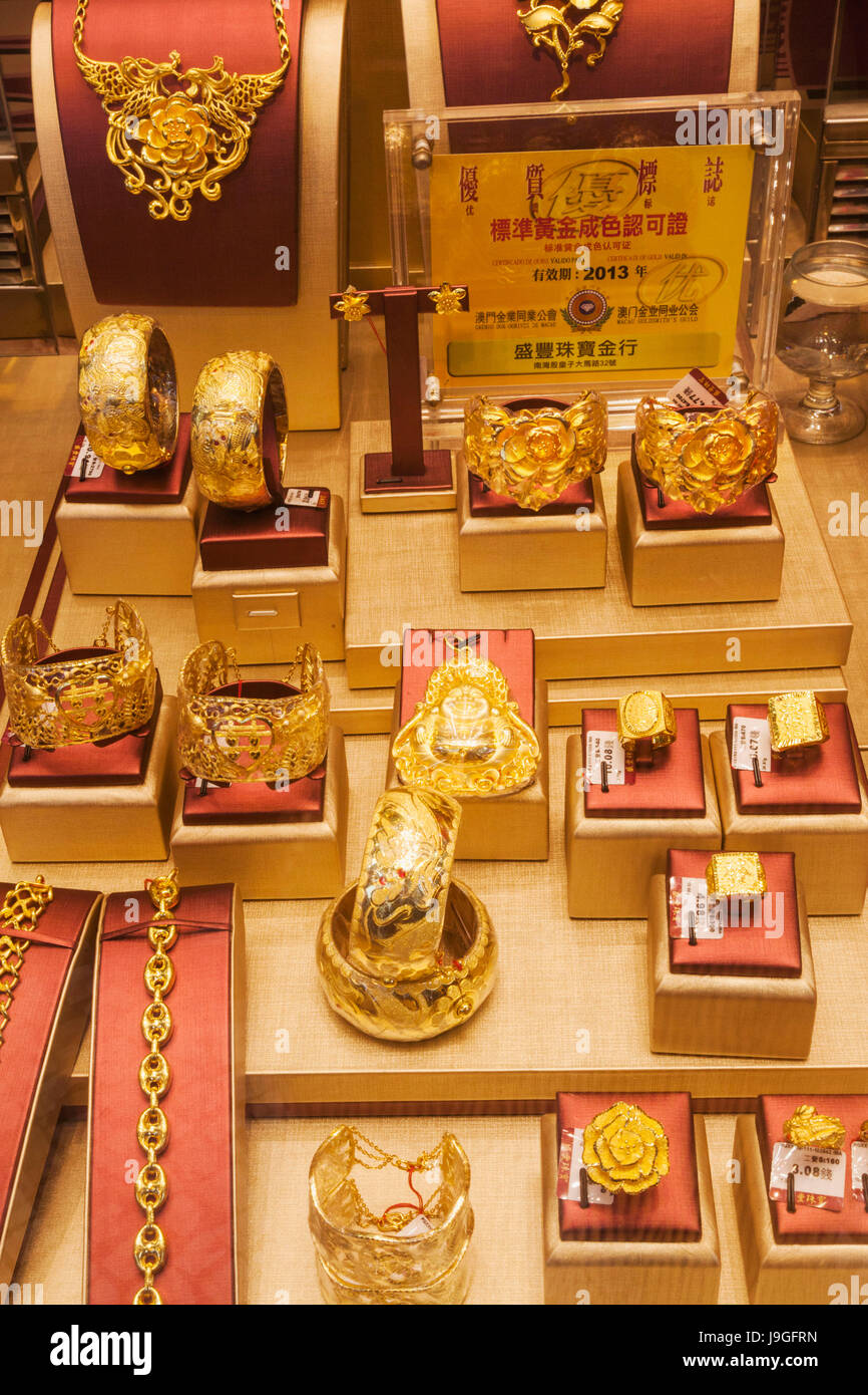 China, Macau, Gold und Schmuck Schaufenster, Anzeige von Goldschmuck  Stockfotografie - Alamy
