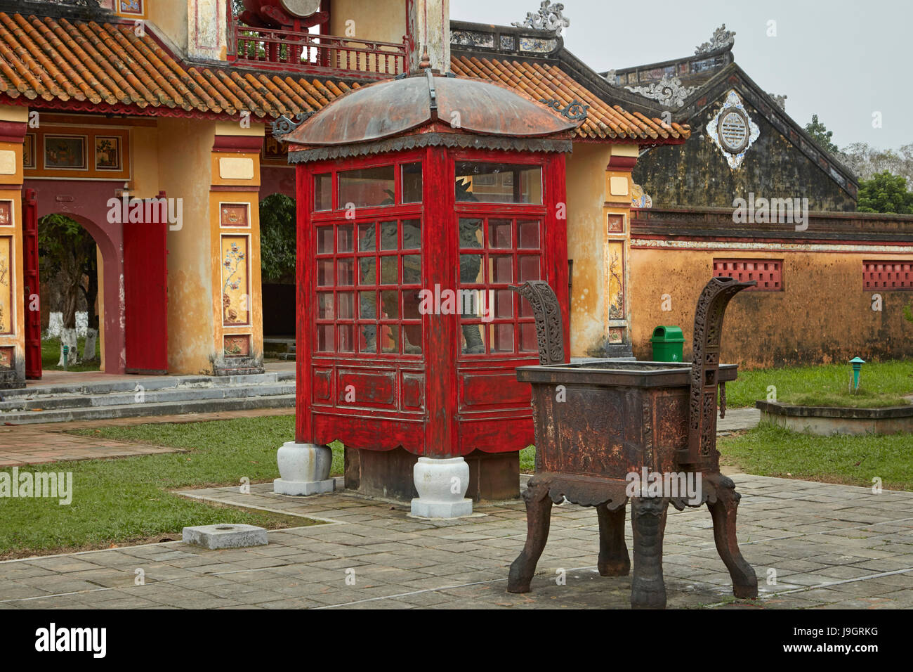 Mieu Temple Complex, historische Zitadelle in Hue (Reichsstadt), Hue, North Central Coast, Vietnam Stockfoto