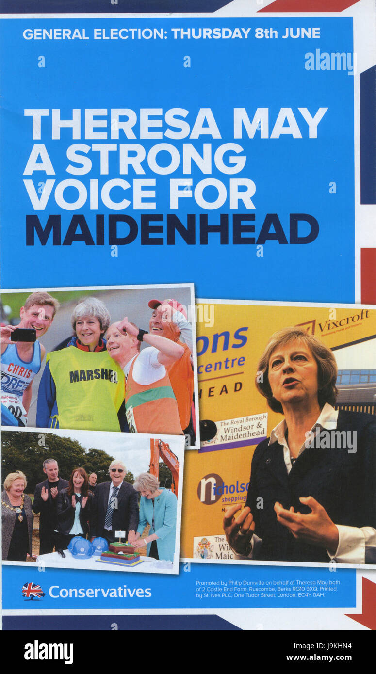 THERESA MAY Wahl 2017 Flugblätter in ihrem Maidenhead Wahlkreis ausgestellt Stockfoto