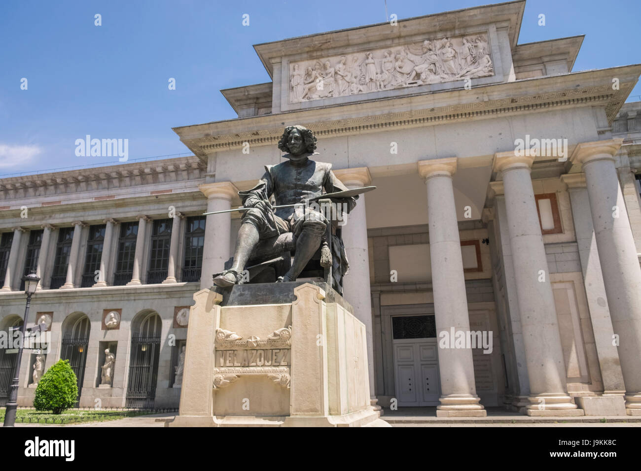 Bronzestatue von Diego Velazquez außerhalb des Museo del Prado, Madrid, Spanien Stockfoto
