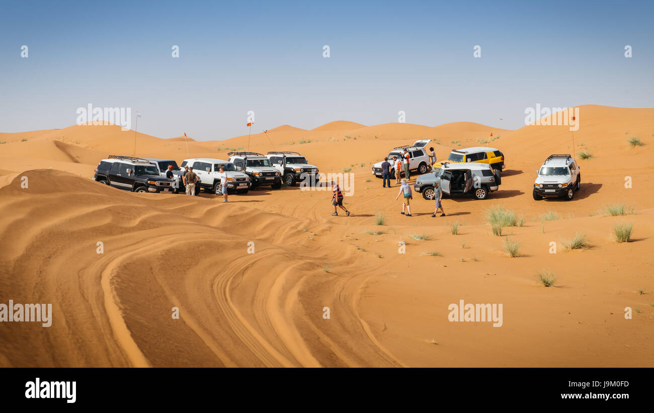 Off Road 4 x 4 in der Nähe von Dubai in den Vereinigten Arabischen Emiraten Stockfoto