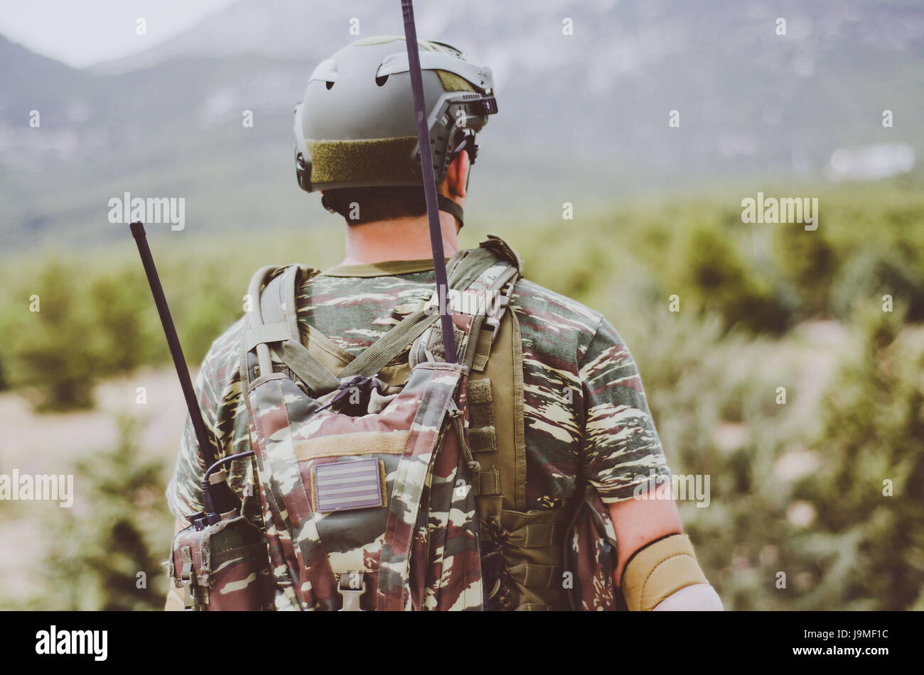 Radio Kommunikation Soldat Vietnam uniform Camouflage Stockfoto