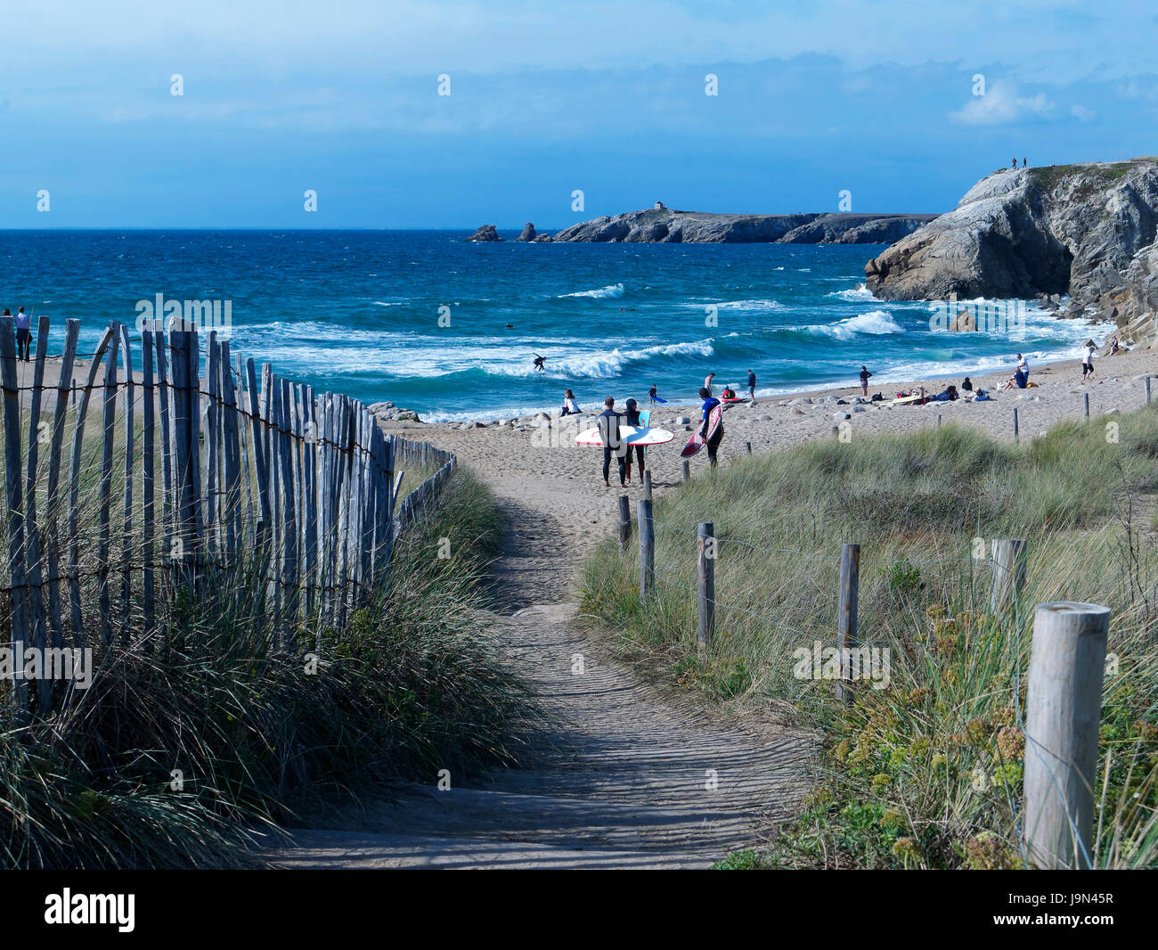 Zugriff auf Port Rhu Strand, wilde Küste, Halbinsel Quiberon (Morbihan, Bretagne, Frankreich). Stockfoto