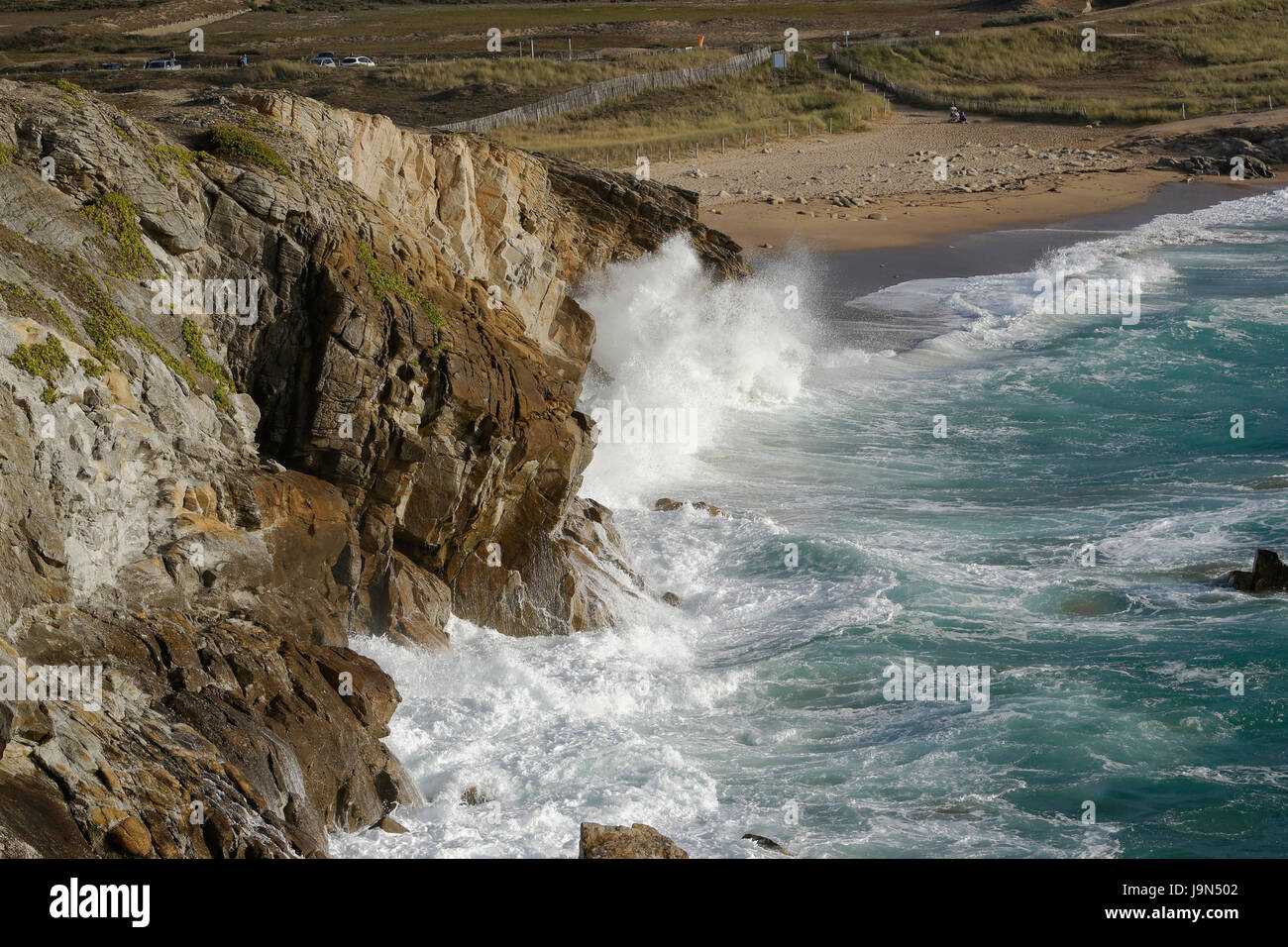 Port Rhu, steigende Flut an der wilden Küste, Halbinsel Quiberon (Morbihan, Bretagne, Frankreich). Stockfoto