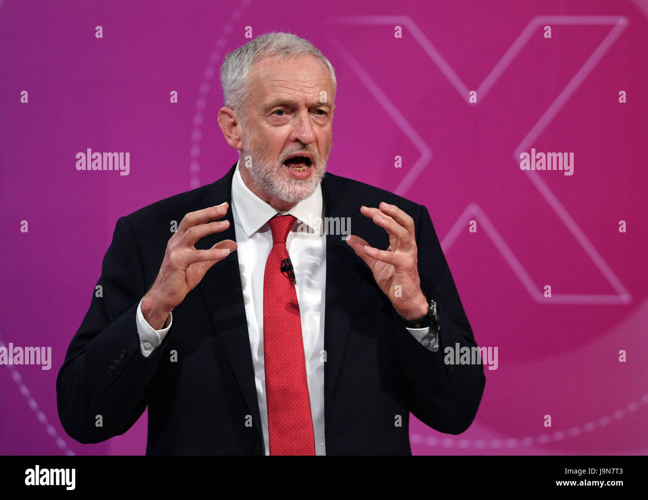 Labour-Chef Jeremy Corbyn Teilnahme an BBC1s Fragestunde Führer Special präsentiert von David Dimbleby vom Campus der University of York. Stockfoto