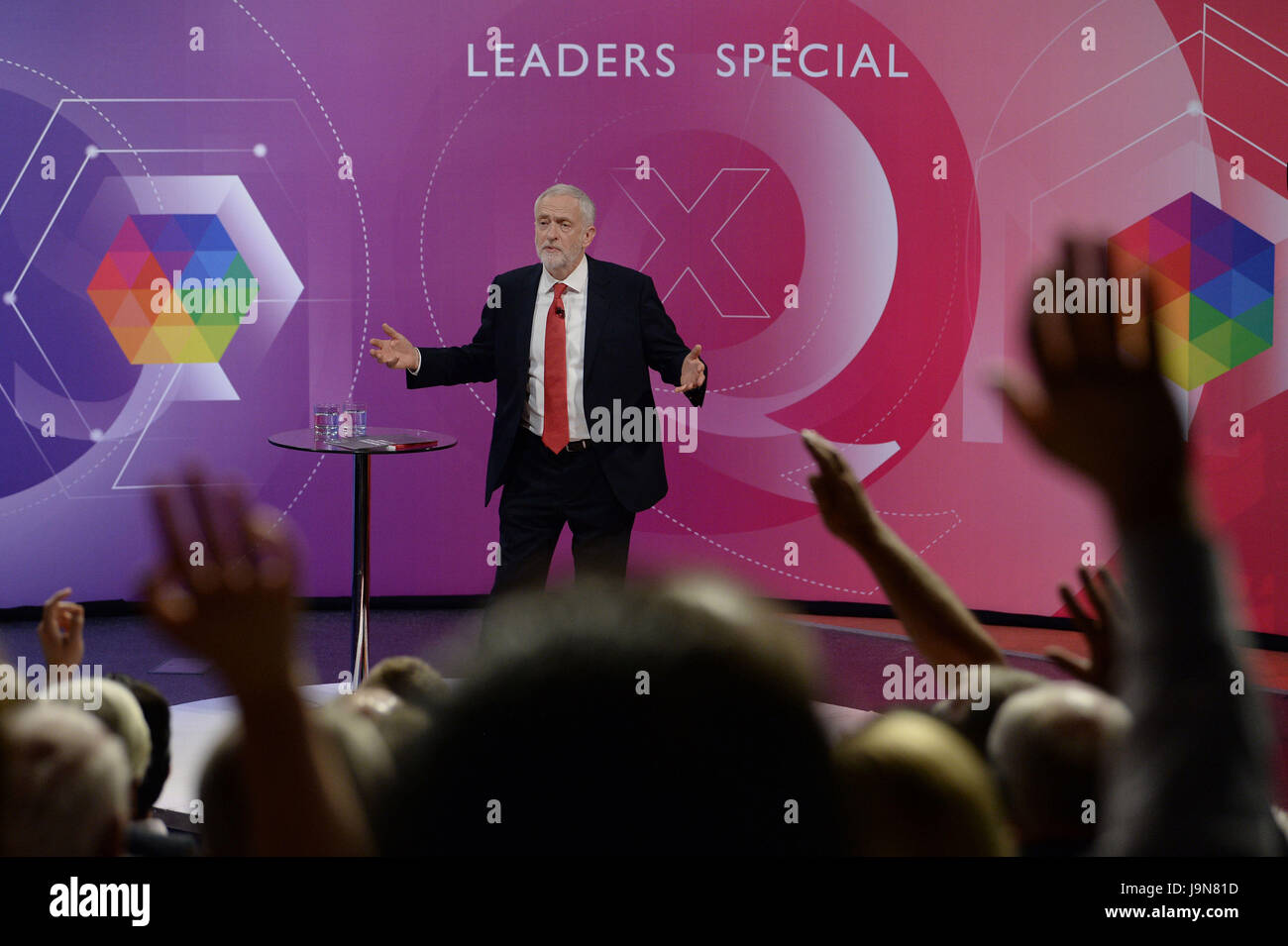 Labour-Chef Jeremy Corbyn Teilnahme an BBC1s Fragestunde Führer Special präsentiert von David Dimbleby vom Campus der University of York. Stockfoto
