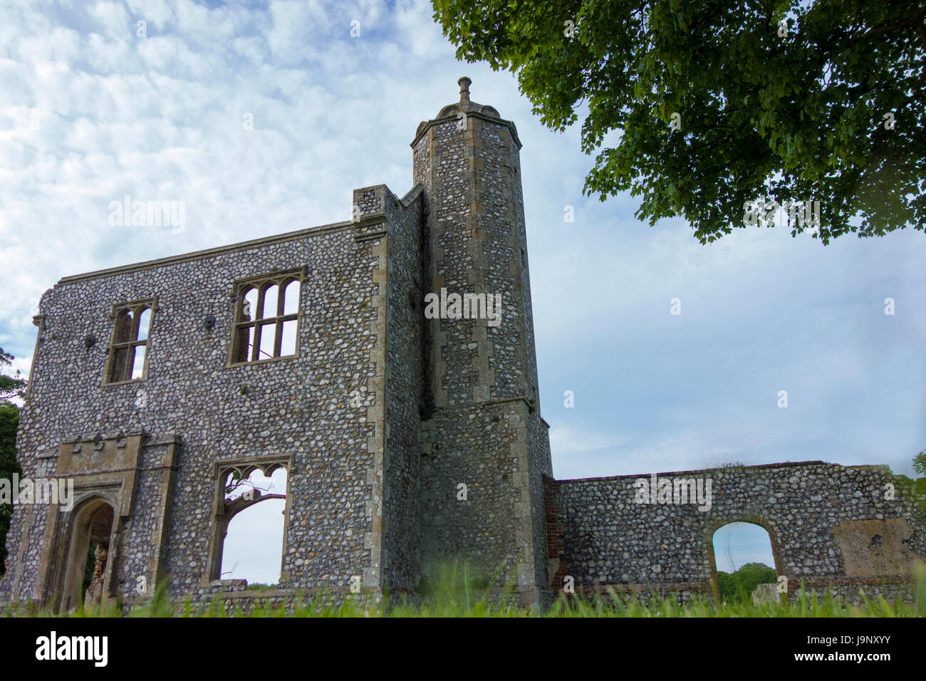 Baconsthorpe Castle ist ein befestigten Herrenhaus, heute eine Ruine, nördlich des Dorfes Baconsthorpe, Norfolk, England Stockfoto