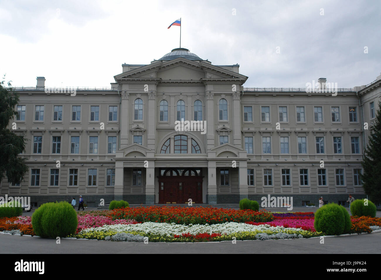 Russland, Omsk, Gebäude der ehemaligen kommunistischen Seite, heute Verwaltungszentrum, Stockfoto