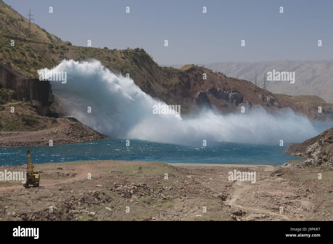 Nurek dam tajikistan Fotos und Bildmaterial in hoher Auflösung Alamy