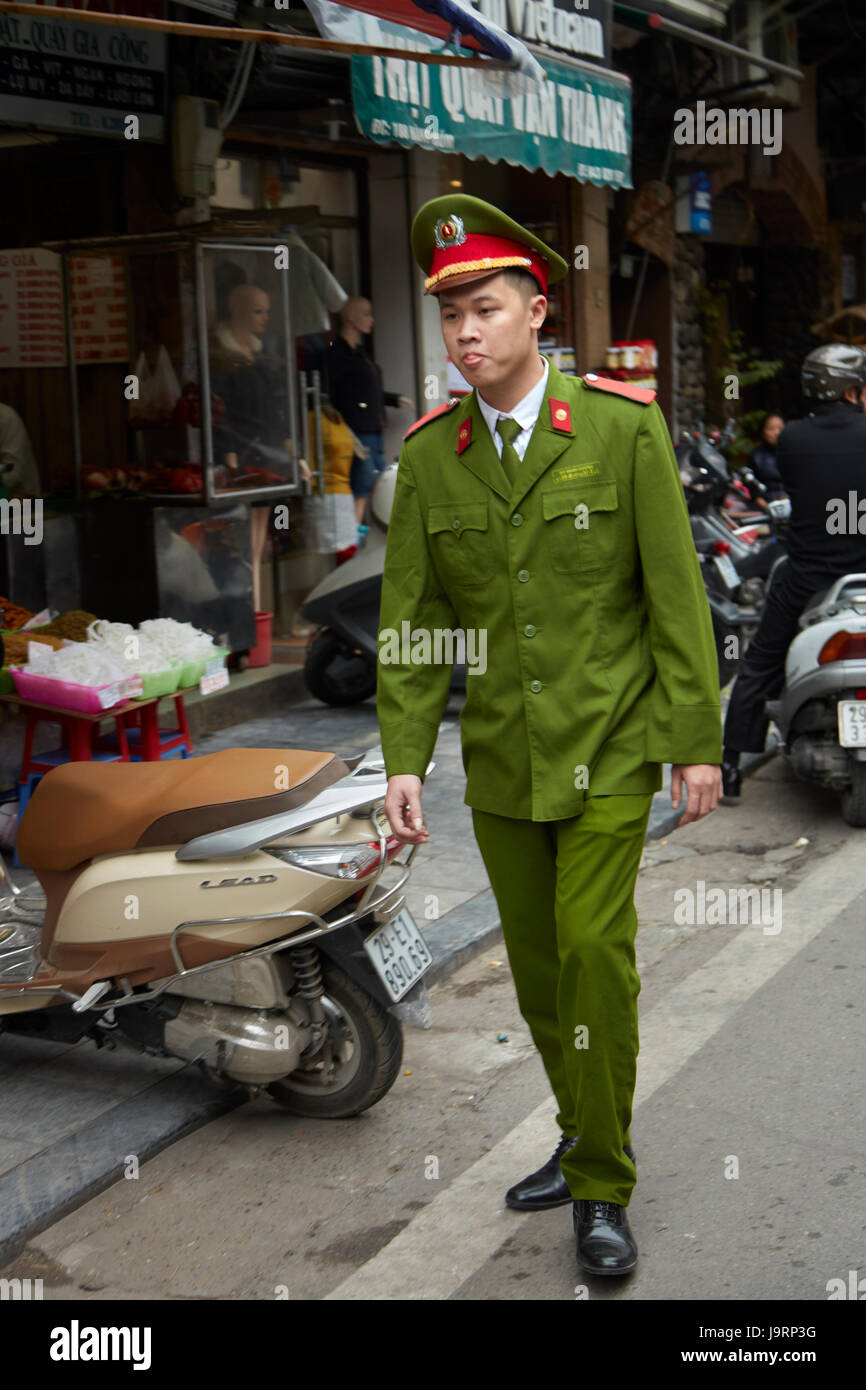 Polizist, Altstadt, Hanoi, Vietnam Stockfoto