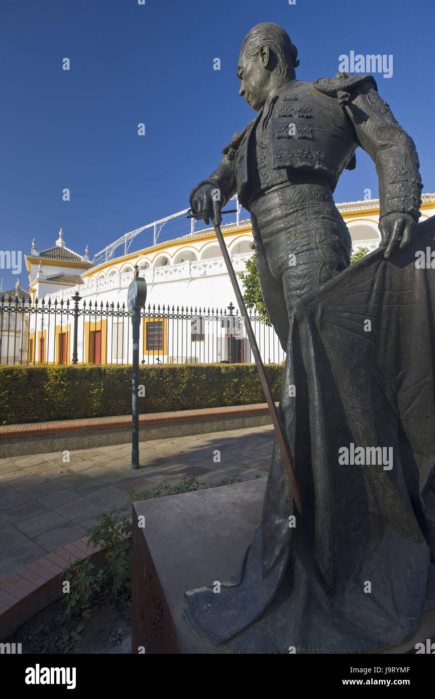 Spanien, Andalusien, Sevilla, Plaza de Toros De La Maestranza, Puerta del Principe, Statue, Gebäude, Fassade, Stockfoto