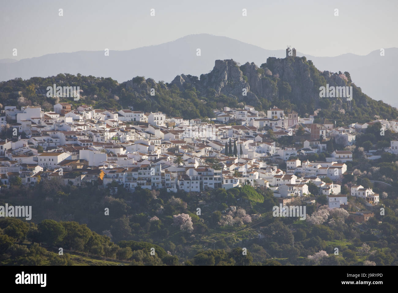 Spanien, Andalusien, Gaucin, Gebäude, Häuser, Felsen, Burg, Landschaft, Stockfoto