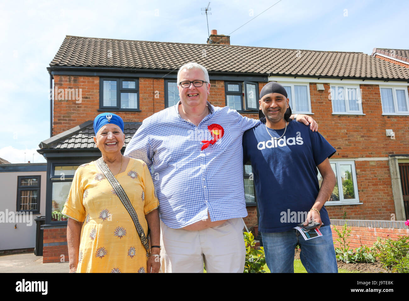 Ian Cooper, Labour-Partei Kandidat für Halesowen und Rowley Regis Wahlkampf Wahlkreis in der Ortschaft. Politische Partei Wahl 2017 MP Stockfoto