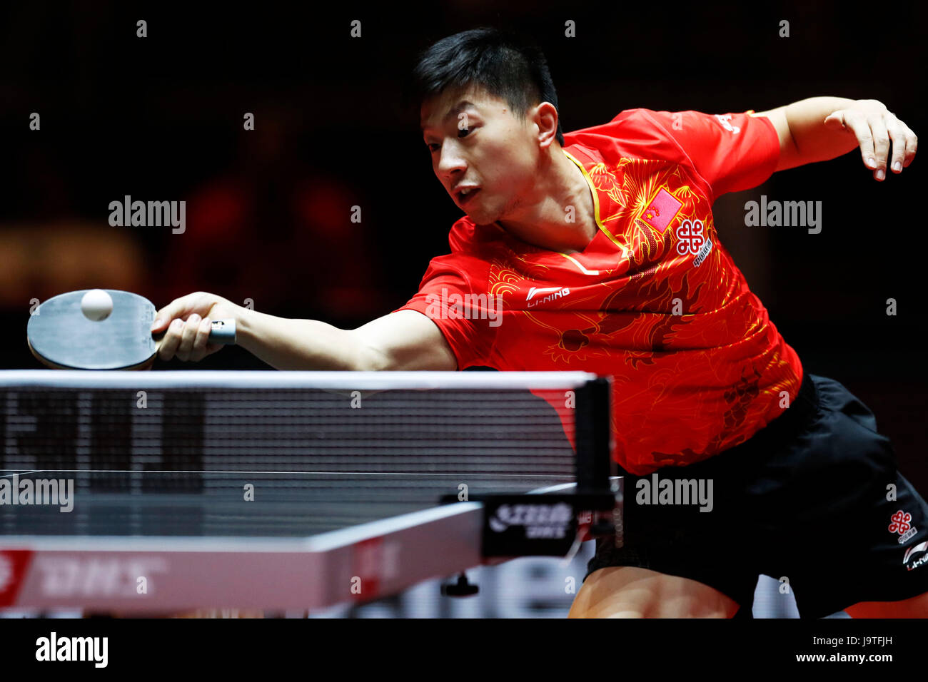 Düsseldorf, Deutschland. Bildnachweis: D. 2. Juni 2017. MA long (JPN)-Tischtennis: 2017 Tischtennis-Meisterschaften der Herren Einzel 3. Vorrundenspiel bei der Messe Düsseldorf in Düsseldorf. Kredit: D. Nakashima/AFLO/Alamy Live-Nachrichten Stockfoto