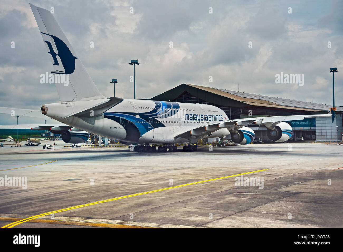 Airbus A380 am Start-und Landebahn, Malaysia Airlines, Soekarno-Hatta international Airport, Jakarta, Indonesien Stockfoto