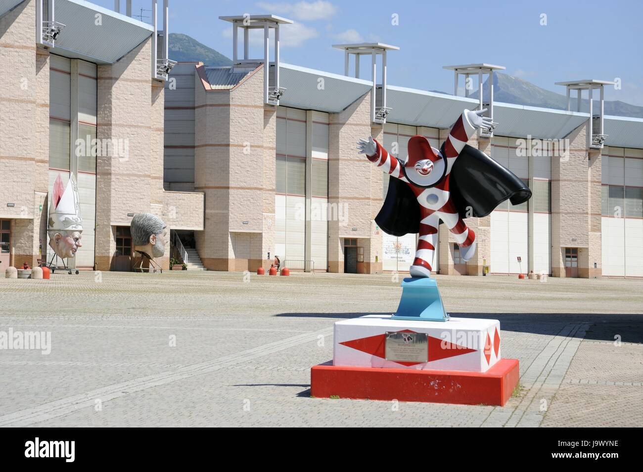 Viareggio (Toskana, Italien), der "Zitadelle der Karneval von Viareggio", Werkstätten für den Bau von Schwimmern für die traditionellen karnevaleske parade Stockfoto