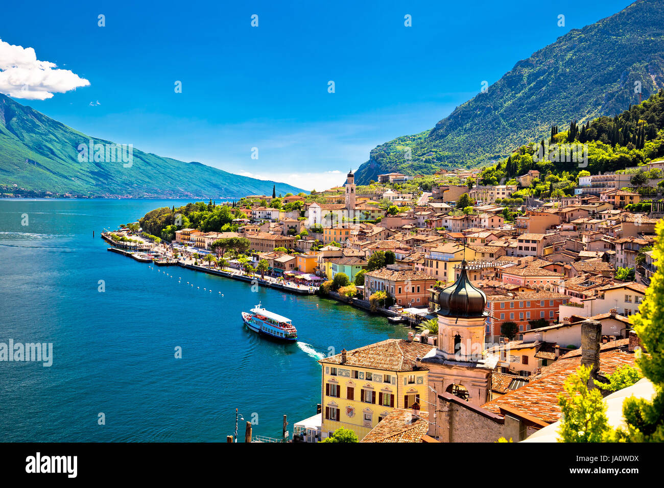 Limone Sul Garda Blick, Region Lombardei Stockfoto