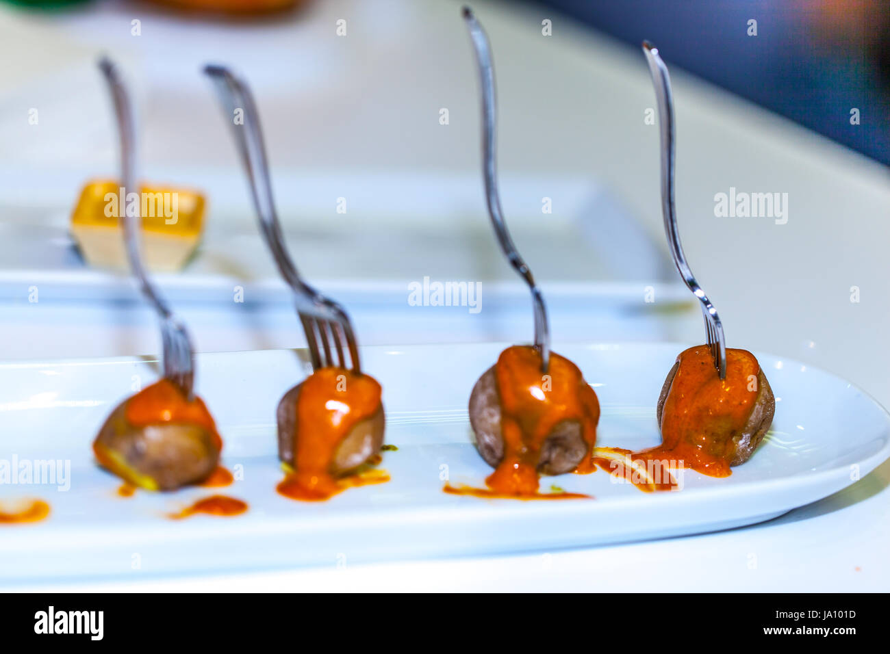 Degustationsmenü serviert, während der Gastrocanarias Gastronomie Messe in Santa Cruz De Tenerife 2017 statt Stockfoto