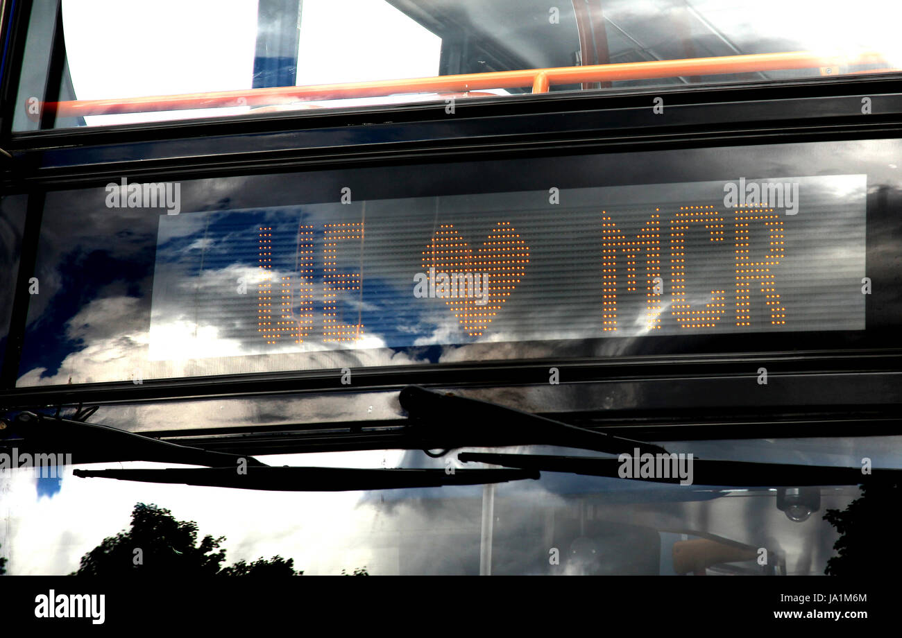 Manchester, UK. 4. Juni 2017. One Love Manchester. Gedränge auf dem Weg zu einer Liebe Manchester Veranstaltung im Lancashire CCC. Bildnachweis: GedCamera/Alamy Live-Nachrichten Stockfoto