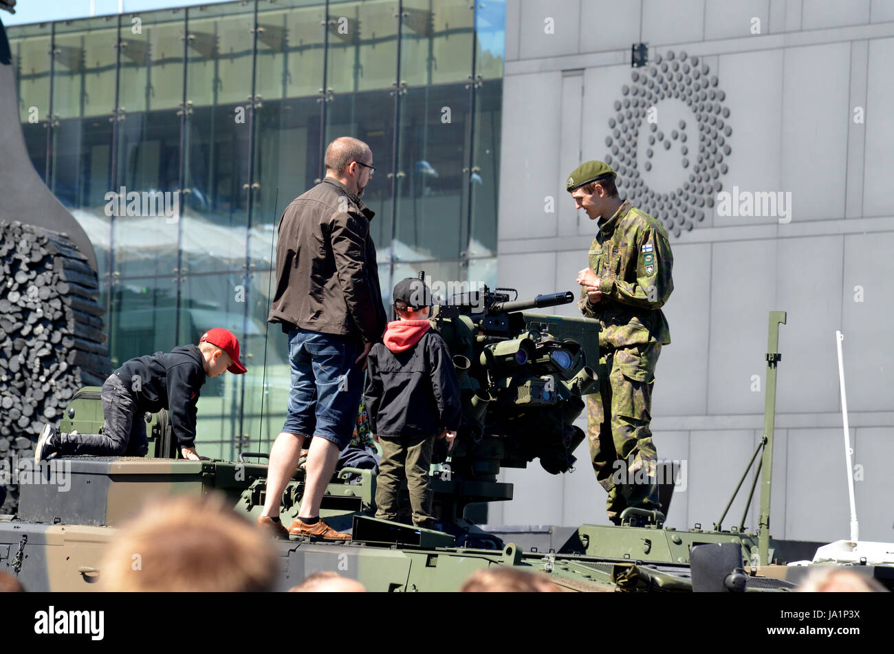 Militärparade In Helsinki 2017 Stockfoto