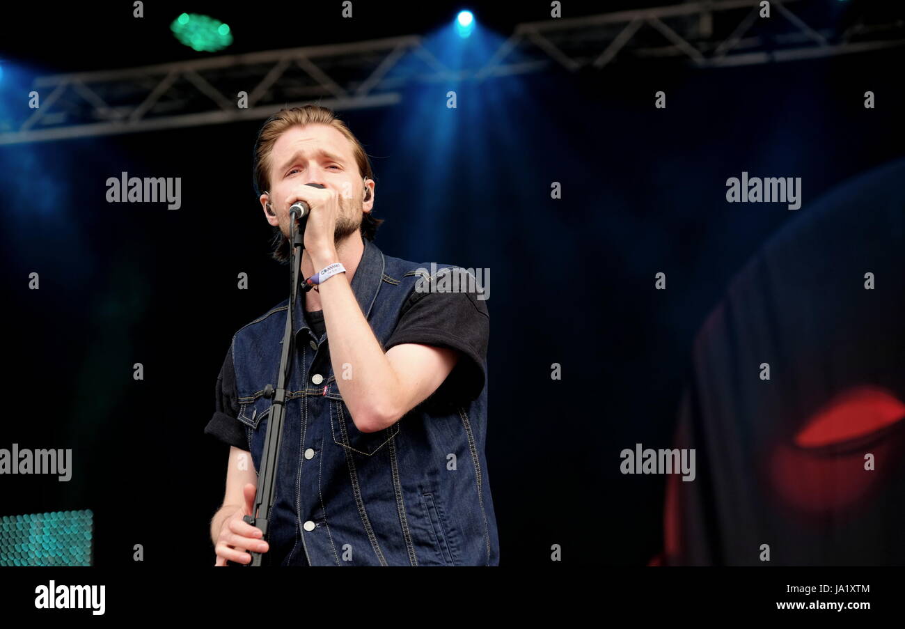 Southampton, Hampshire, UK. 28. Mai 2017. Gemeinsamen Menschen Tag 2 - Hayden Thorpe Sänger mit der britischen Rockband wilde Bestien Stockfoto