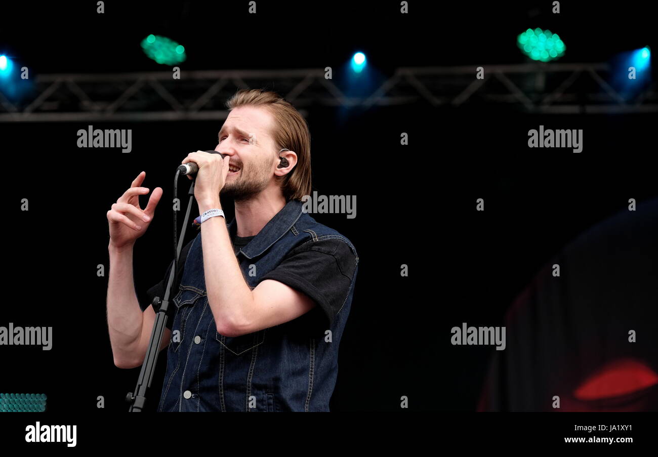 Southampton, Hampshire, UK. 28. Mai 2017. Gemeinsamen Menschen Tag 2 - Hayden Thorpe Sänger mit der britischen Rockband wilde Bestien Stockfoto