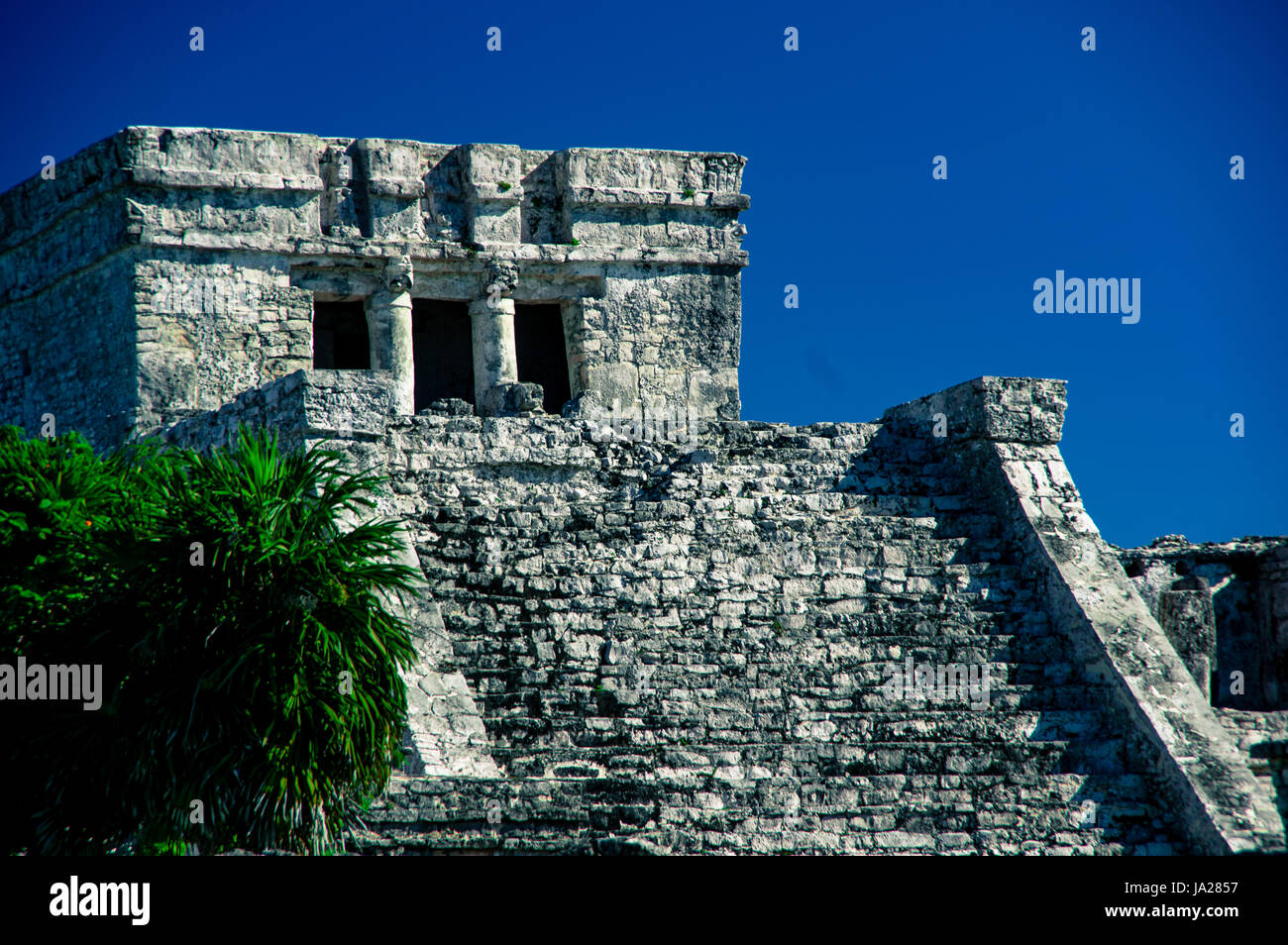 Die Maya-Ruinen von Tulum auf der Yucatán-Halbinsel im Bundesstaat Quintana Roo, Mexiko Stockfoto