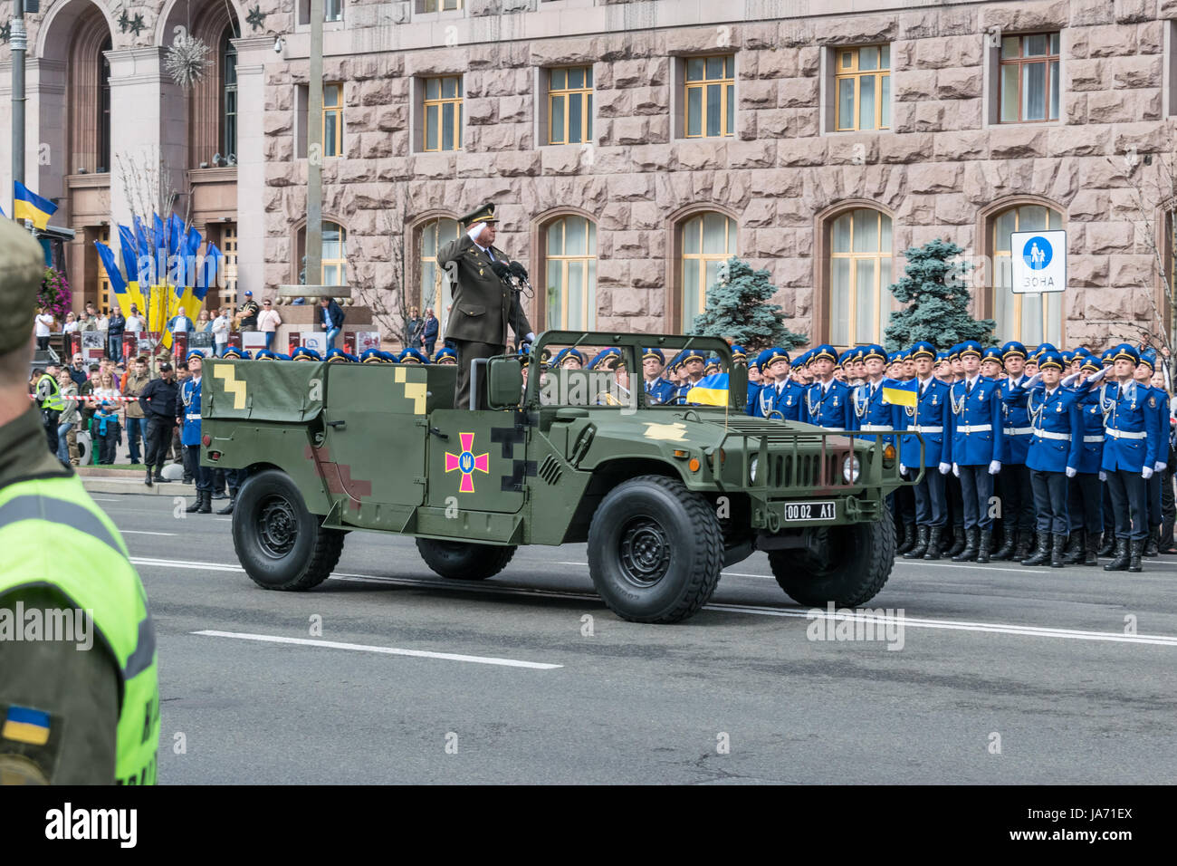 Kiew, Ukraine. 24 August, 2017. Feier zum Tag der Unabhängigkeit der Ukraine mit militärischen Parade im Zentrum der Stadt Credit: maksym Dragunov/Alamy leben Nachrichten Stockfoto