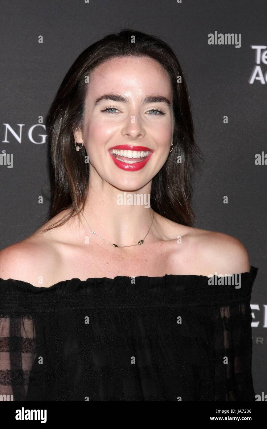 Ashleigh Brewer in der Ankunftshalle für Stars der Tagesfernsehen Emmy Awards Saison Feiern, Wolf Theater am Saban Media Center, North Hollywood, CA August 23, 2017. Foto von: Priscilla Grant/Everett Collection Stockfoto
