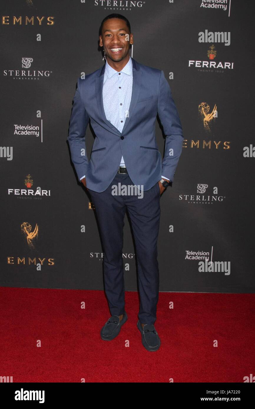 North Hollywood, CA. 23 Aug, 2017. Darnell Kirkwood in der Ankunftshalle für Stars der Tagesfernsehen Emmy Awards Saison Feiern, Wolf Theater am Saban Media Center, North Hollywood, CA August 23, 2017. Credit: Priscilla Grant/Everett Collection/Alamy leben Nachrichten Stockfoto