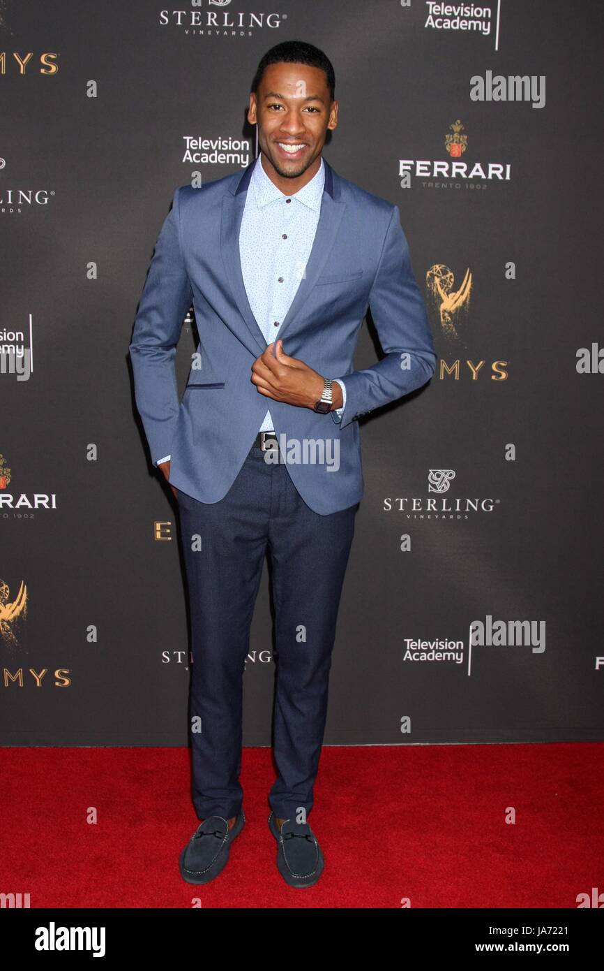 North Hollywood, CA. 23 Aug, 2017. Darnell Kirkwood in der Ankunftshalle für Stars der Tagesfernsehen Emmy Awards Saison Feiern, Wolf Theater am Saban Media Center, North Hollywood, CA August 23, 2017. Credit: Priscilla Grant/Everett Collection/Alamy leben Nachrichten Stockfoto