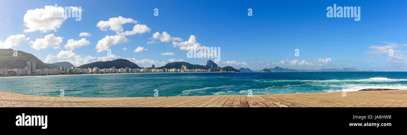 Panorama-Bild der Copacabana in Rio De Janeiro Stockfoto