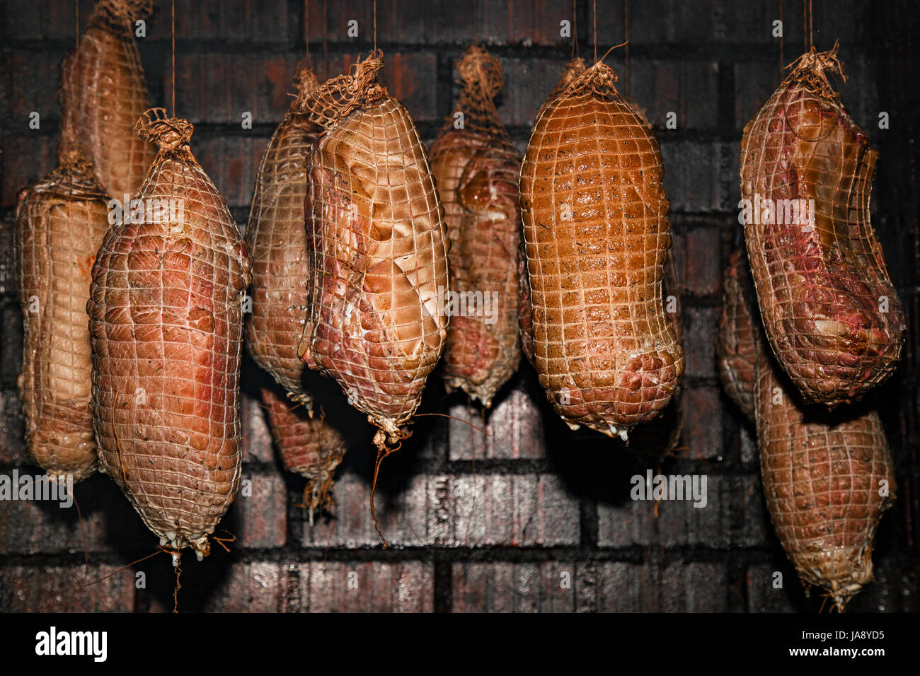 Smoking chamber -Fotos und -Bildmaterial in hoher Auflösung – Alamy