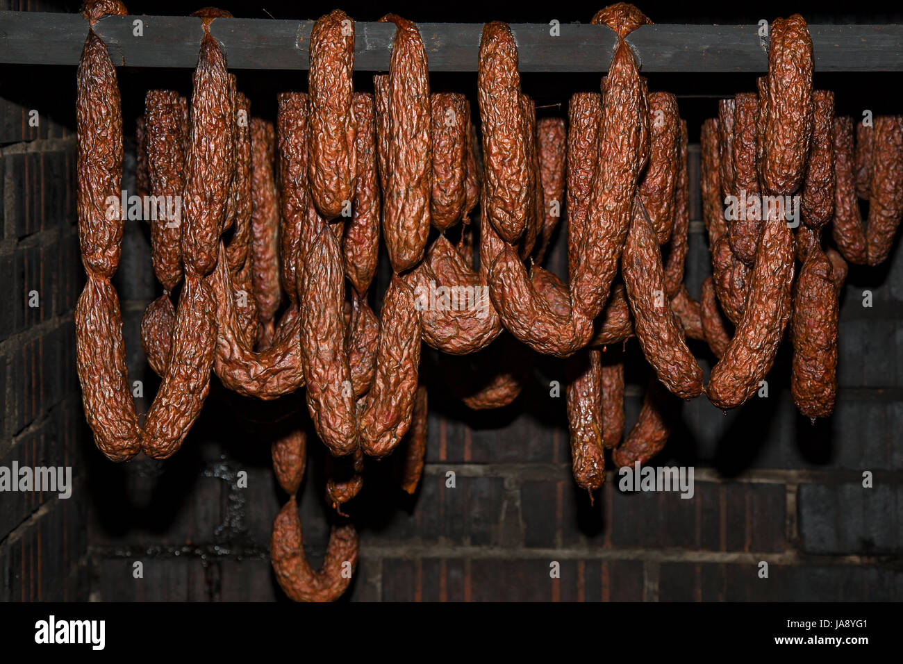 Smoking chamber -Fotos und -Bildmaterial in hoher Auflösung – Alamy