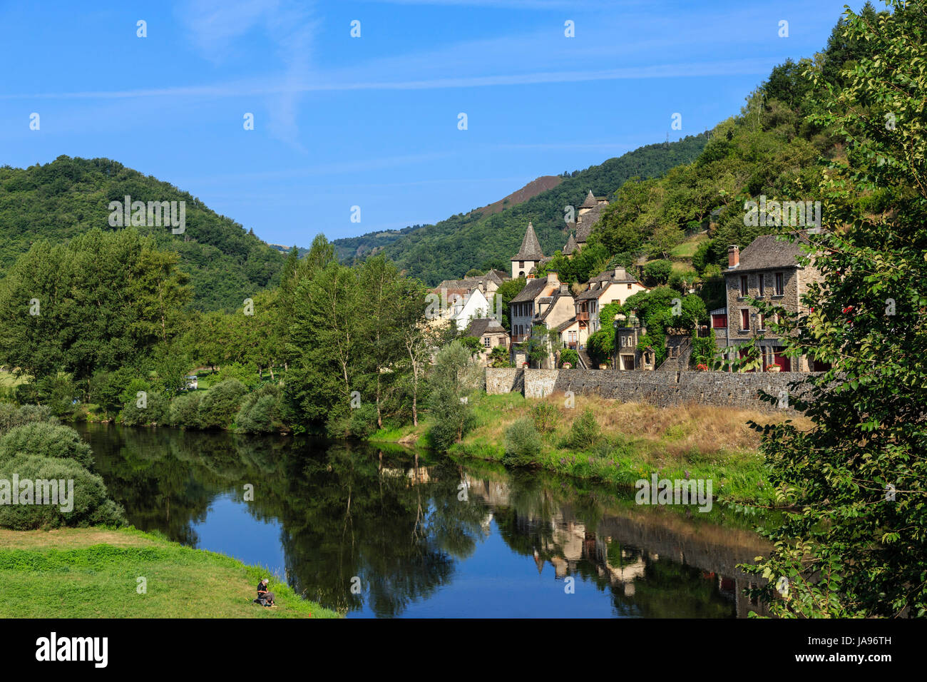 Frankreich, Cantal, Loubressac, entlang dem Fluss Lot Stockfoto