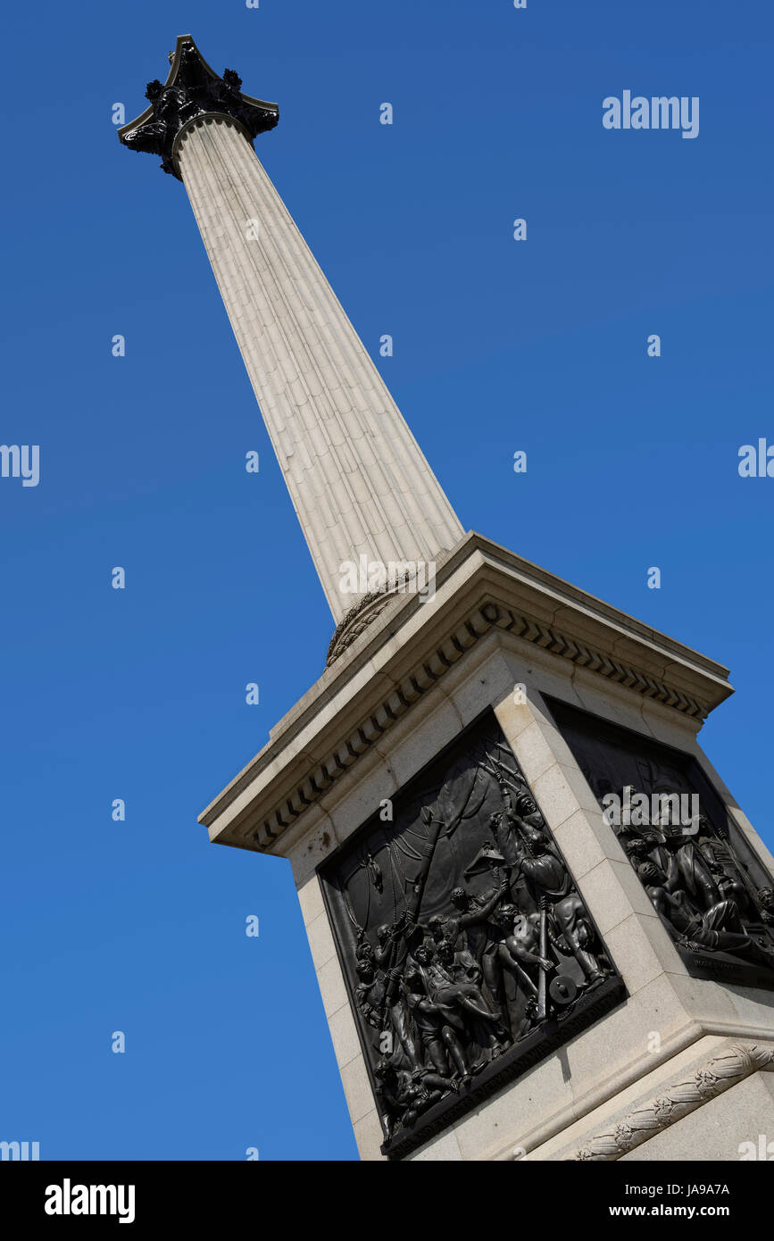 Nelsons Column, Trafalgar Square, London, England, Vereinigtes Königreich. Stockfoto